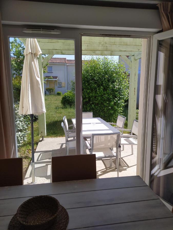 Une Maisonnette Vendeenne, Avec Acces Piscine Saint-Hilaire-de-Talmont Экстерьер фото